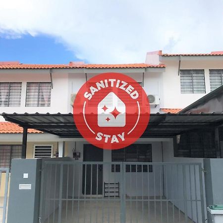 Oyo 90493 Jl Homestay سيغامات المظهر الخارجي الصورة