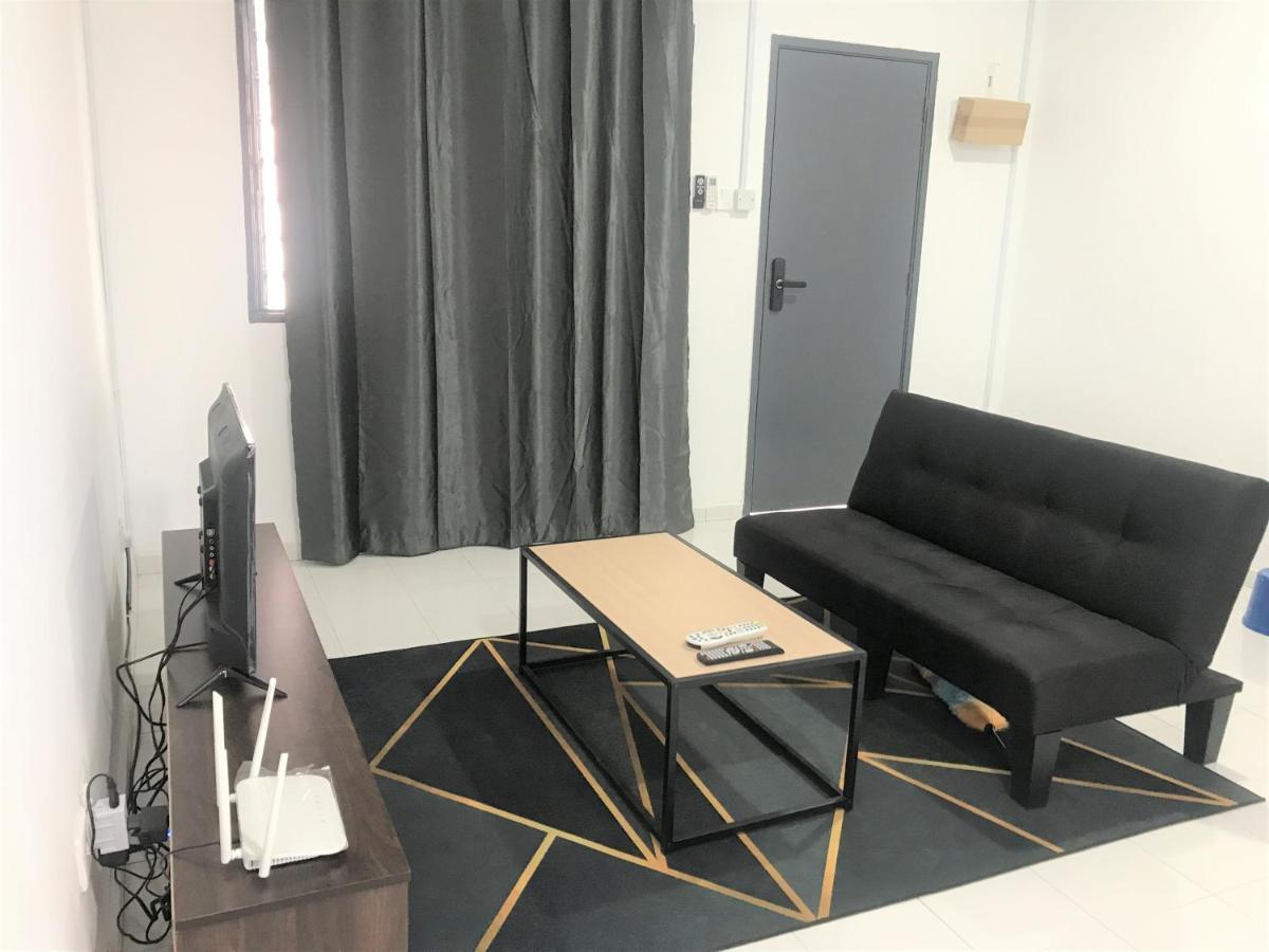 Oyo 90493 Jl Homestay سيغامات المظهر الخارجي الصورة