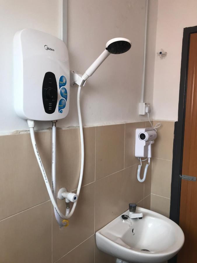 Oyo 90493 Jl Homestay سيغامات المظهر الخارجي الصورة